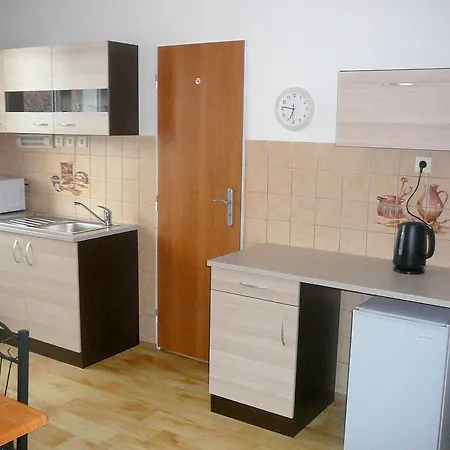 Patera Apartment Unhost